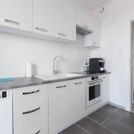 Mye - Okrzei Apartment